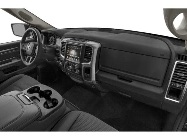 2023 Ram 1500 Classic SLT Appleton WI