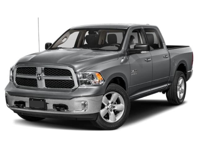 2023 Ram 1500 Classic SLT Appleton WI