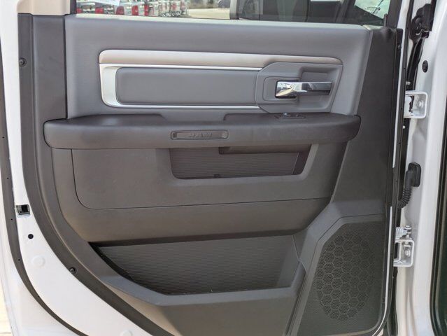 2023 Ram 1500 Classic SLT Castroville TX