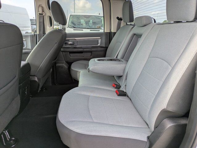 2023 Ram 1500 Classic SLT Castroville TX