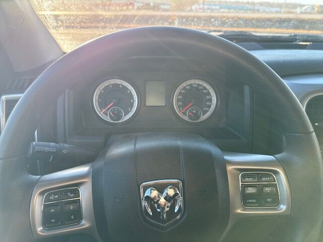 2023 Ram 1500 Classic SLT Whitecourt AB