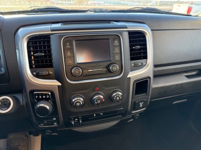 2023 Ram 1500 Classic SLT Whitecourt AB