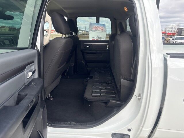 2023 Ram 1500 Classic SLT Whitecourt AB