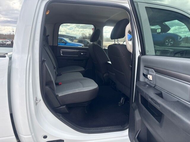 2023 Ram 1500 Classic SLT Whitecourt AB