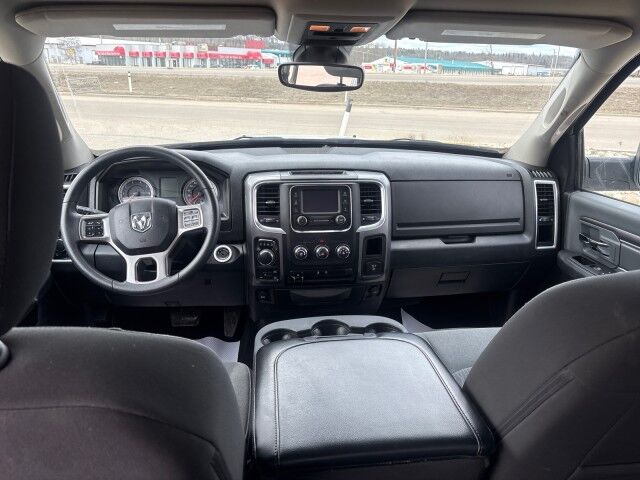 2023 Ram 1500 Classic SLT Whitecourt AB