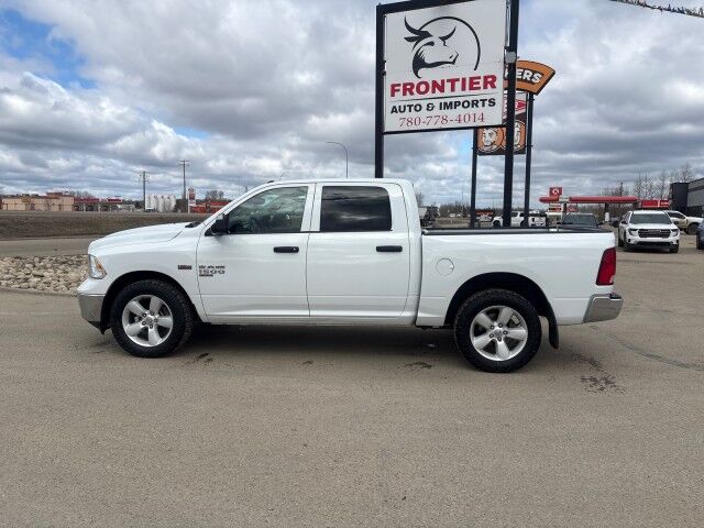 2023 Ram 1500 Classic SLT Whitecourt AB