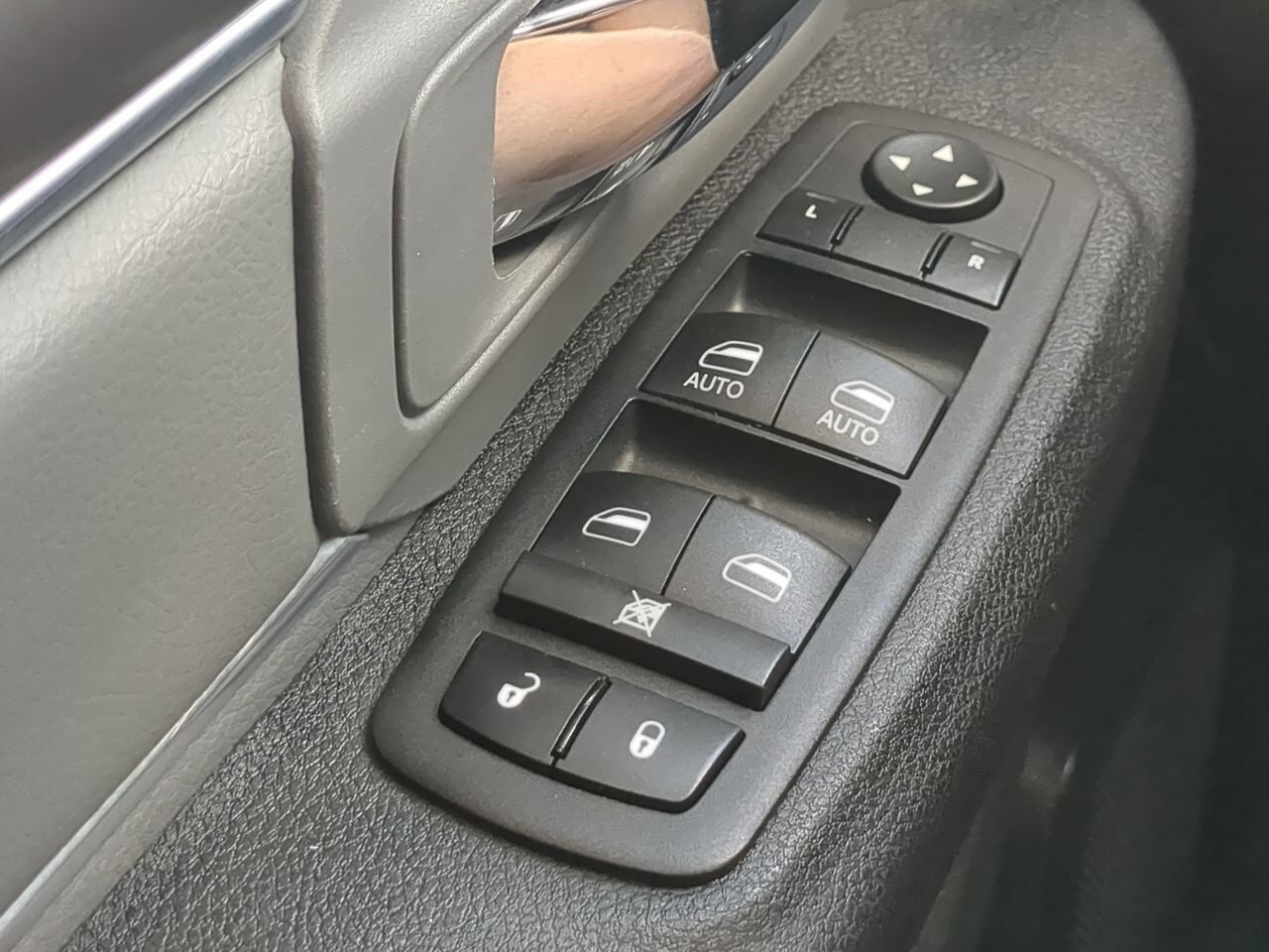2023 Ram 1500 Classic SLT Winder GA