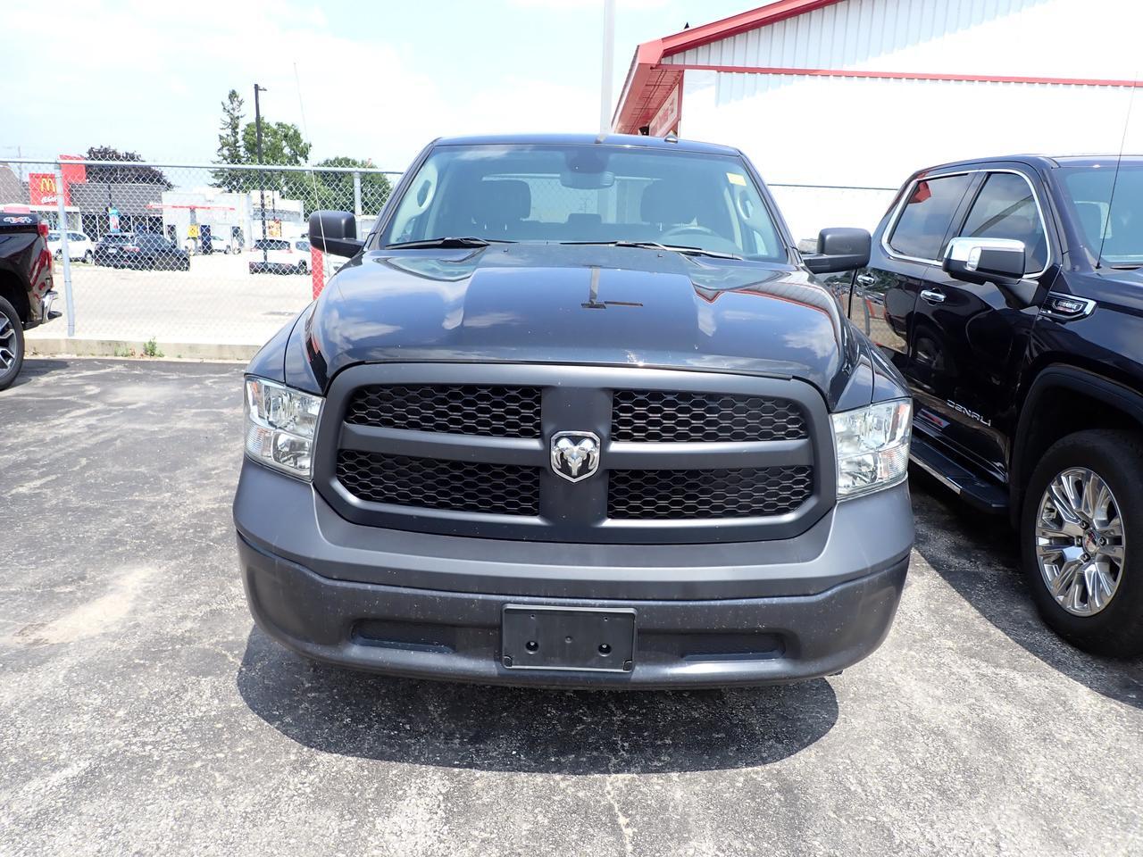 2023 Ram 1500 Classic Tradesman 4WD CREW CAB 5'7"BOX Listowel ON