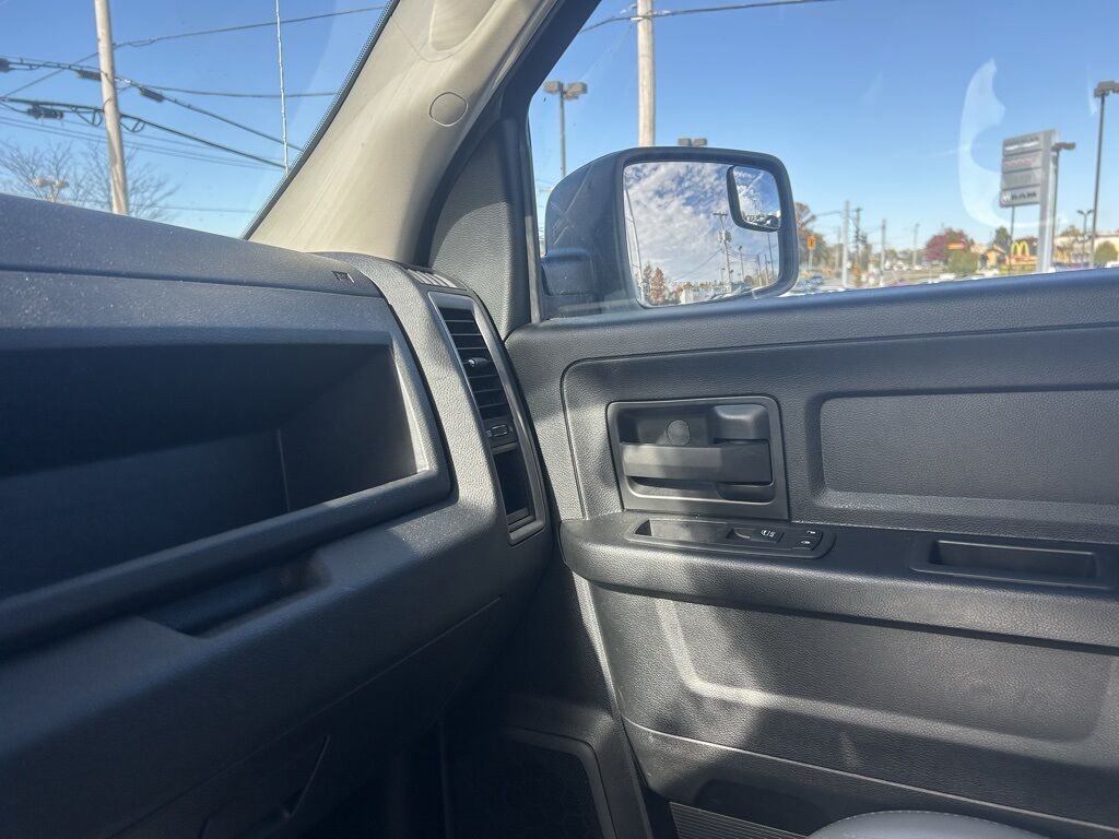 2023 Ram 1500 Classic Tradesman Crestwood KY