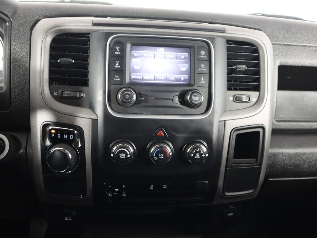 2023 Ram 1500 Classic Tradesman SXT w/Hemi Maumee OH
