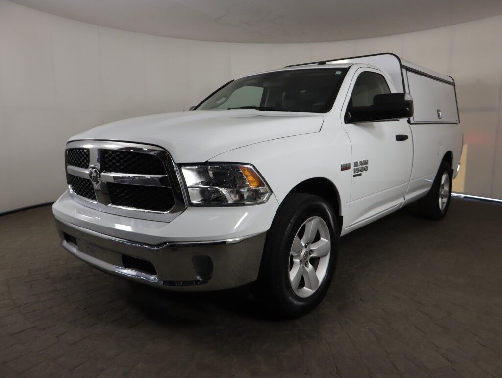 2023 Ram 1500 Classic Tradesman SXT w/Hemi Maumee OH