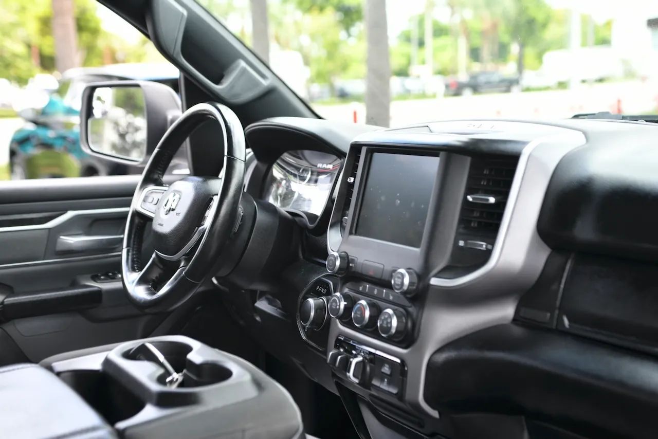 2023 Ram 1500 Crew Cab Big Horn Pickup 4D 5 1/2 ft Doral FL