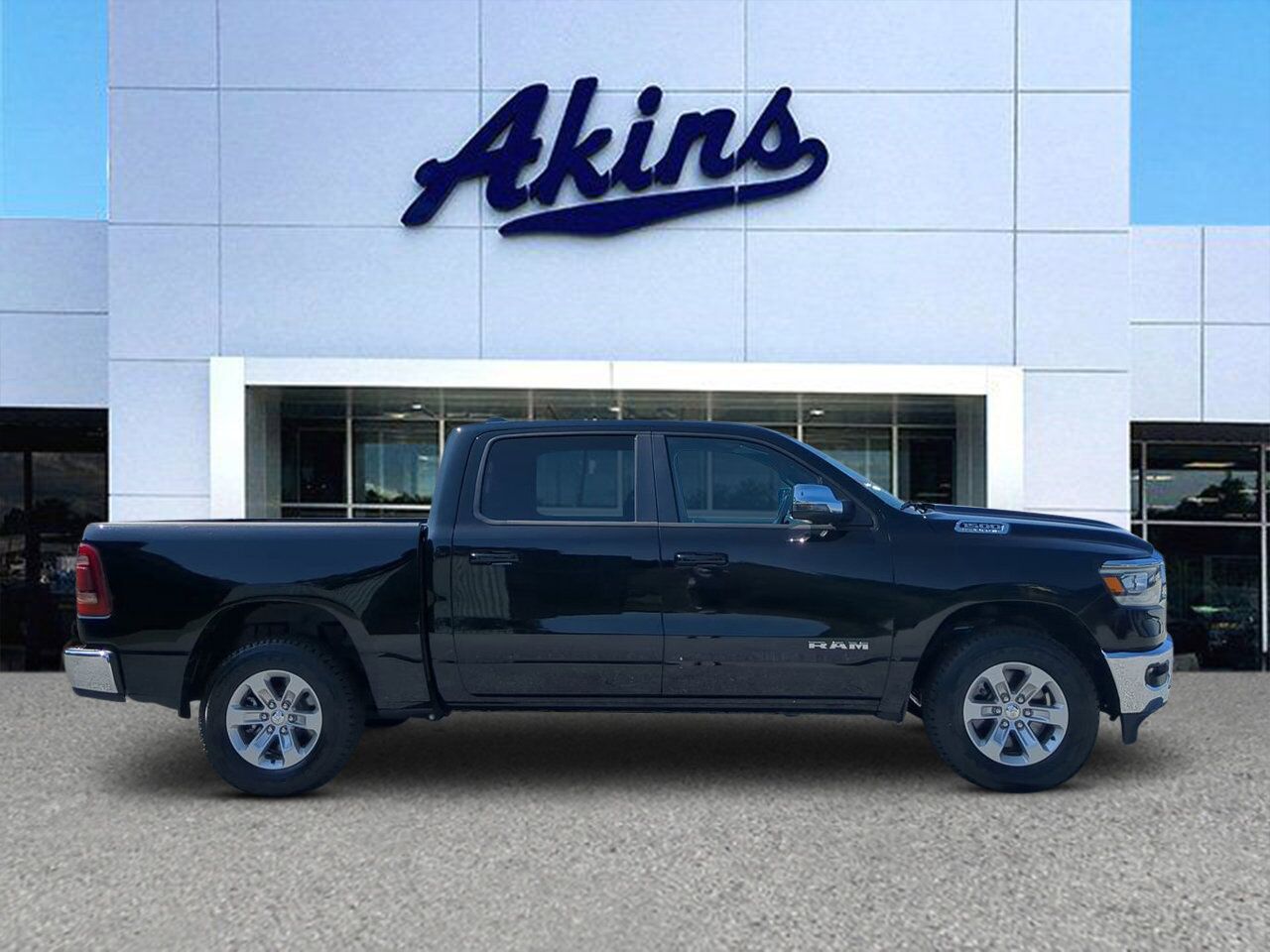 2023 Ram 1500 Laramie