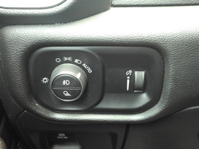 2023 Ram 1500 Lone Star Quad Cab 4x2 6'4 Box Plano TX