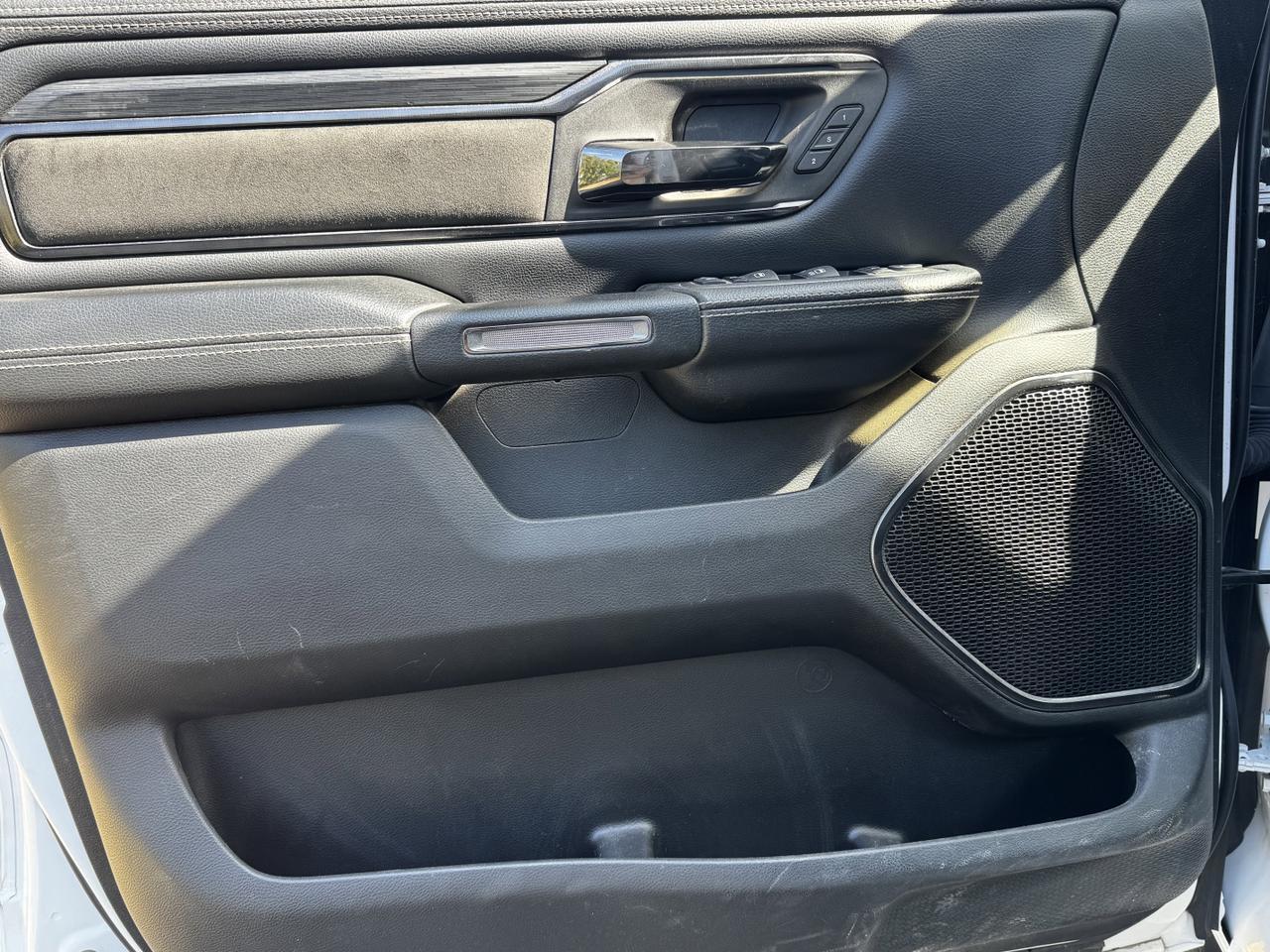 2023 Ram 1500 Sport GT Crew Cab 4x4 | HEMI V8 | Low KMs | Backup Camera | Leather | Remote Start Redwater AB