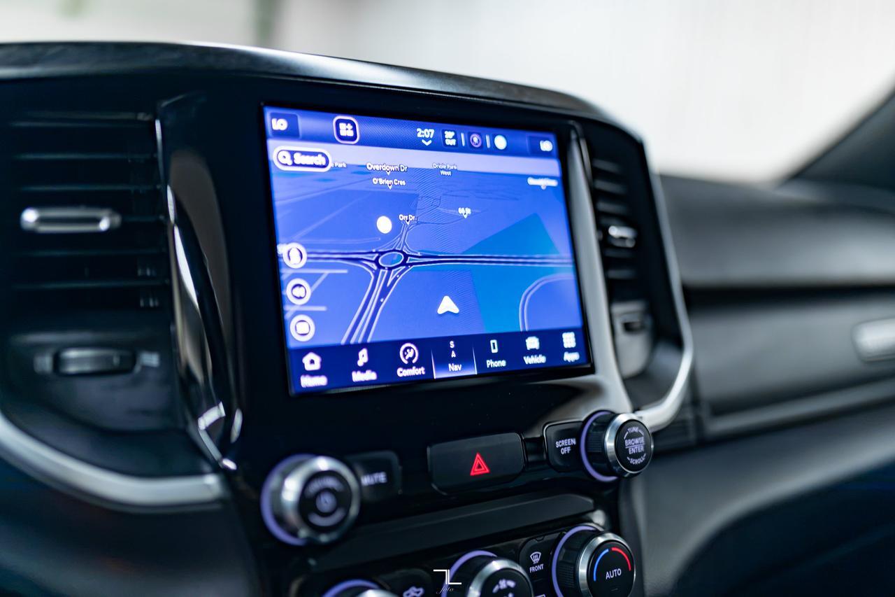 2023 Ram 2500 4x4 Crew Cab Big Horn HEMI Nav BCam Red Deer AB