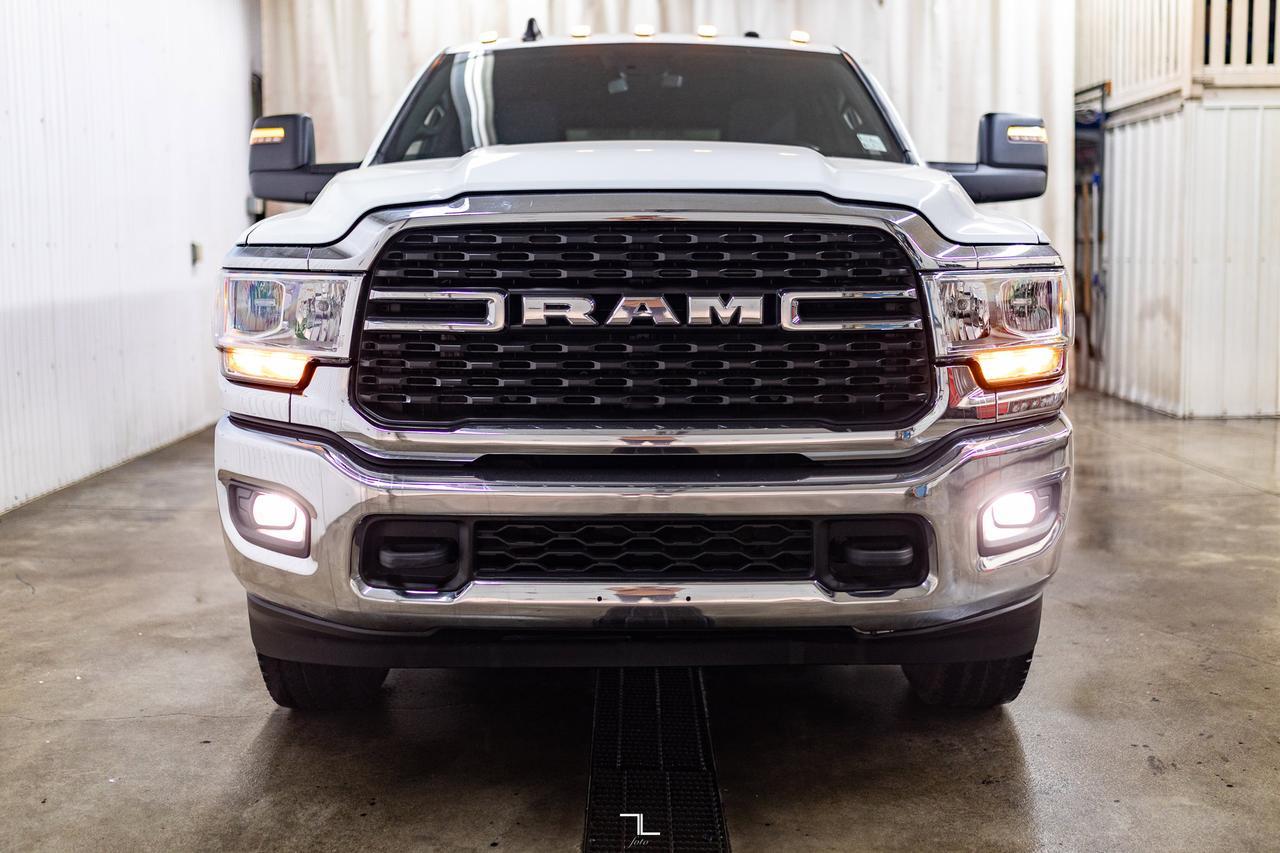 2023 Ram 2500 4x4 Crew Cab Big Horn HEMI Nav BCam Red Deer AB