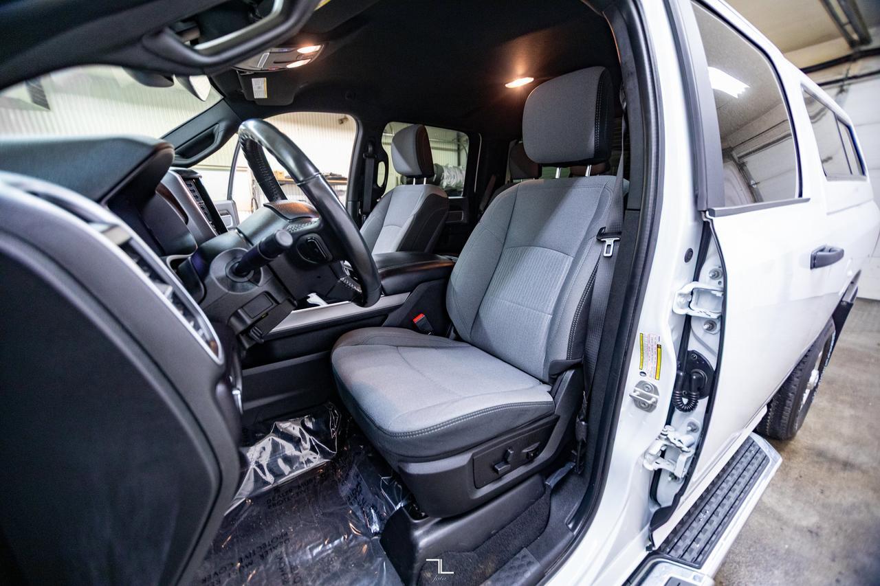 2023 Ram 2500 4x4 Crew Cab Big Horn HEMI Nav BCam Red Deer AB