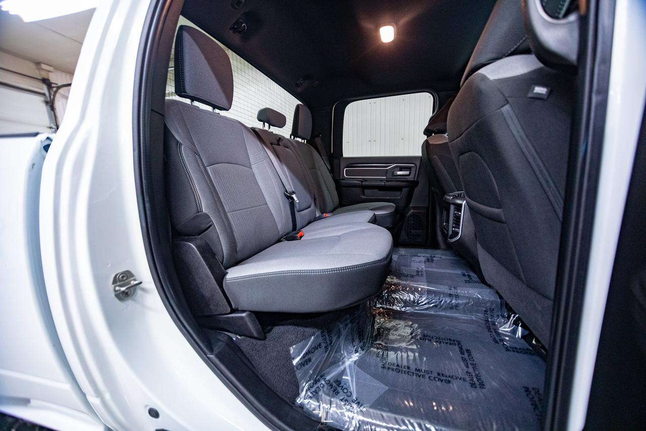 2023 Ram 2500 4x4 Crew Cab Big Horn HEMI Nav BCam Red Deer AB