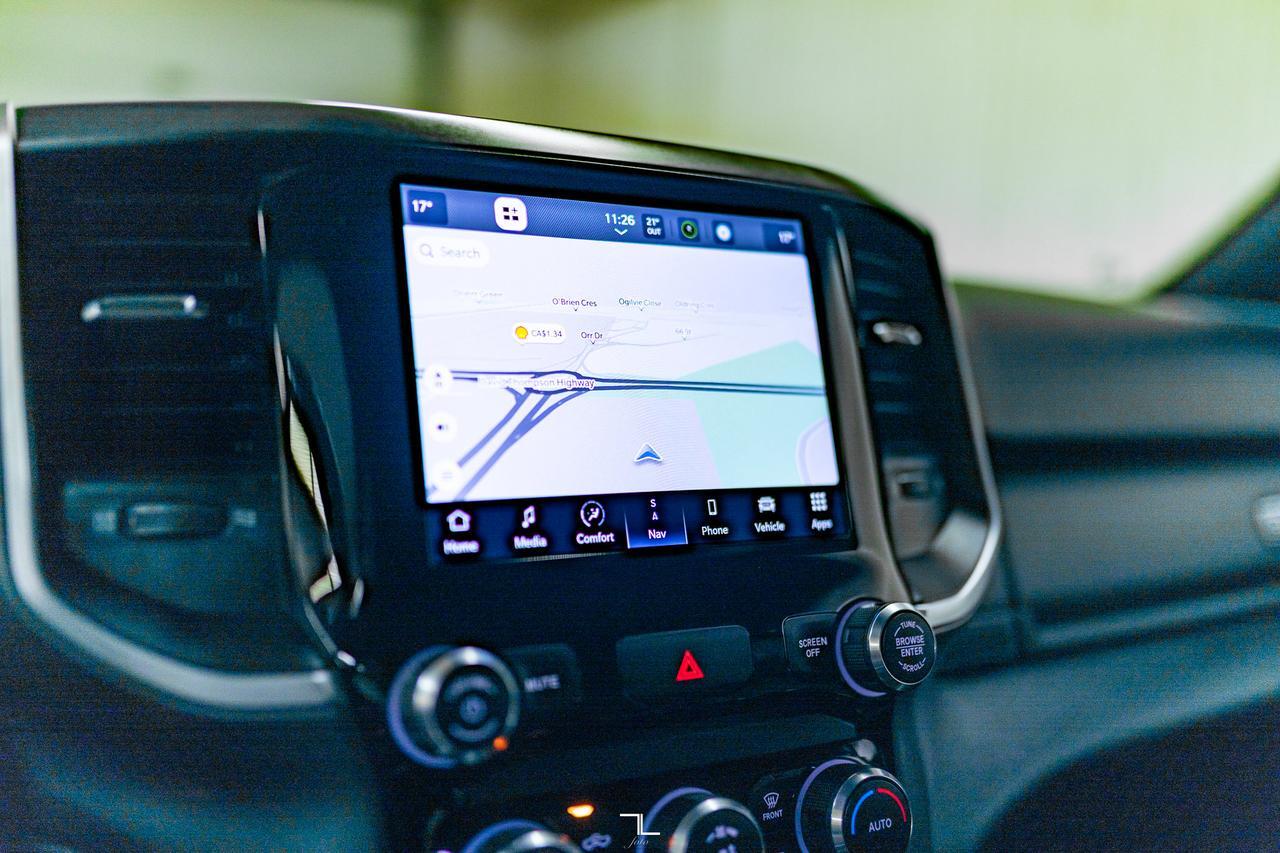 2023 Ram 2500 4x4 Crew Cab Big Horn HEMI Nav BCam Red Deer AB