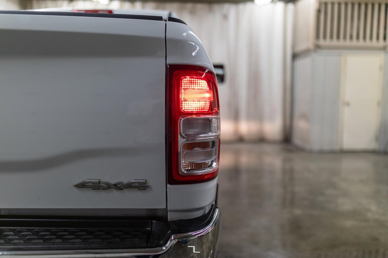 2023 Ram 2500 4x4 Crew Cab Big Horn HEMI Nav BCam Red Deer AB