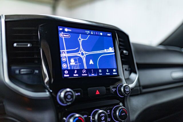 2023 Ram 2500 4x4 Crew Cab Big Horn HEMI Nav BCam Red Deer AB