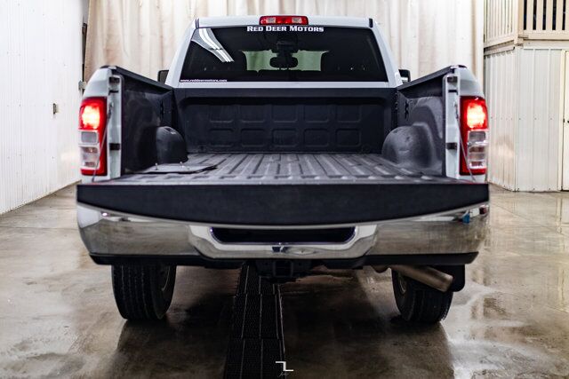 2023 Ram 2500 4x4 Crew Cab Big Horn HEMI Nav BCam Red Deer AB