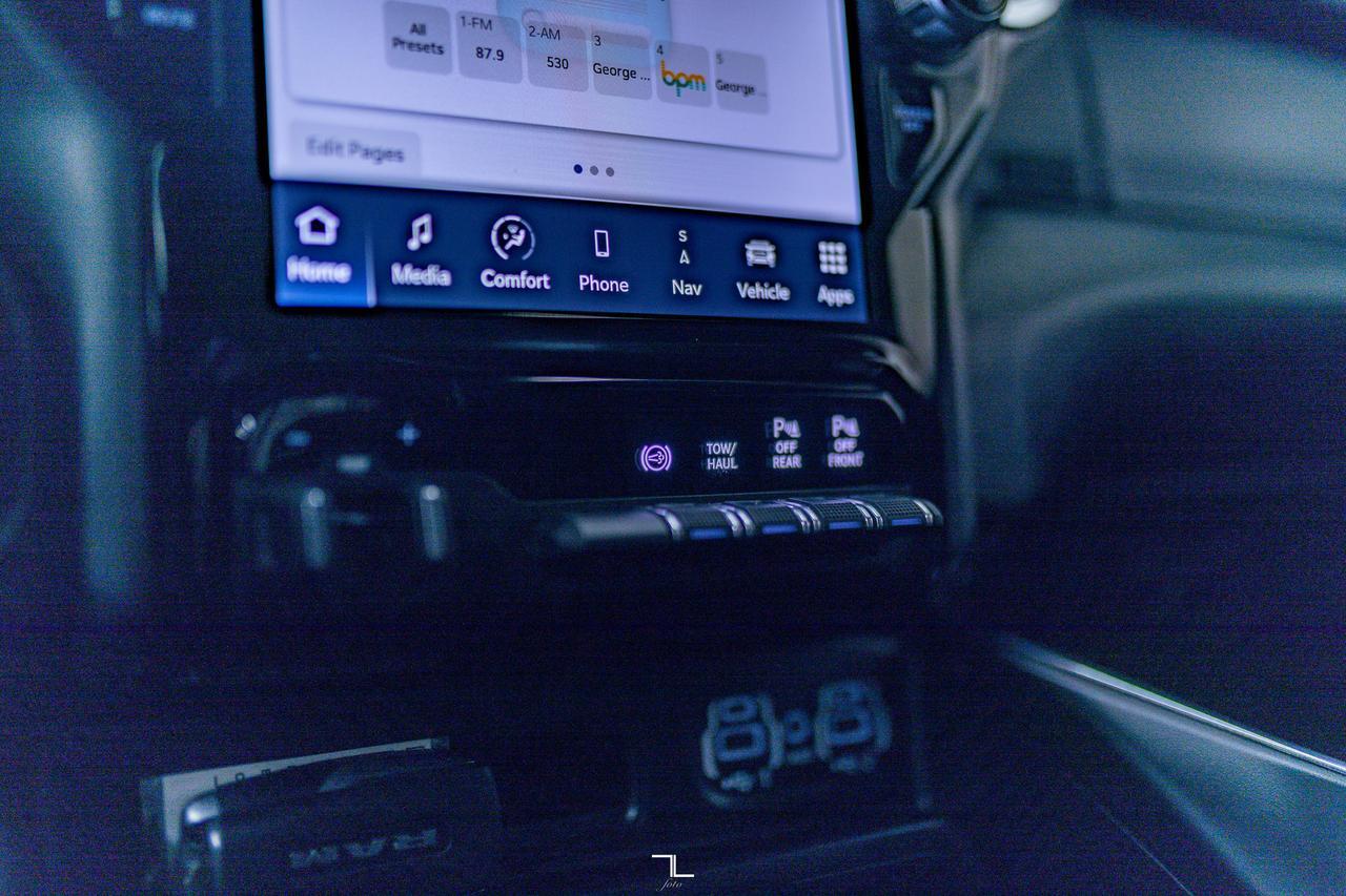 2023 Ram 2500 4x4 Crew Cab Laramie Diesel Leather Nav BCam Red Deer AB