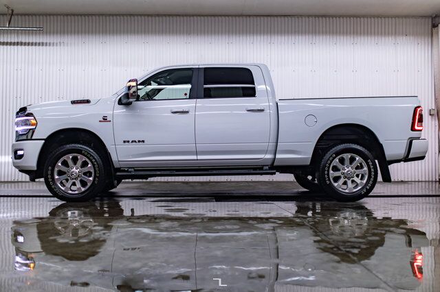2023 Ram 2500 4x4 Crew Cab Laramie Diesel Leather Nav BCam Red Deer AB