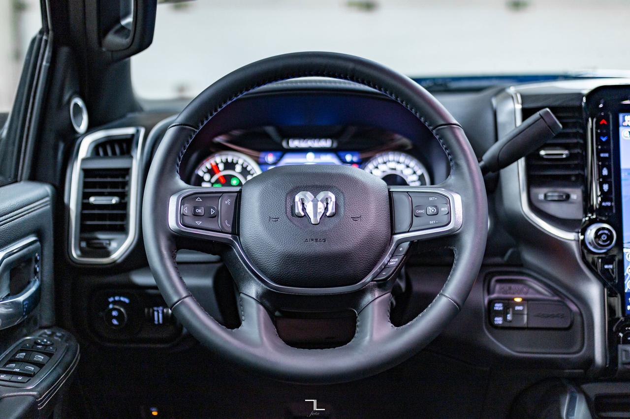 2023 Ram 2500 4x4 Crew Cab Laramie Diesel Leather Nav BCam Red Deer AB