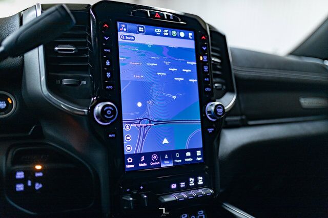 2023 Ram 2500 4x4 Crew Cab Laramie Diesel Leather Nav BCam Red Deer AB