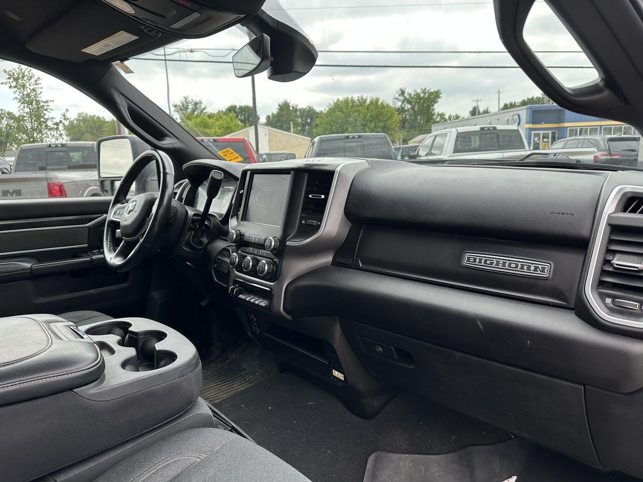 2023 Ram 2500 Big Horn | Long Box | Bench Seat | 8.4 Screen | Trailer Brake | Heated Seat & Wheel Redwater AB