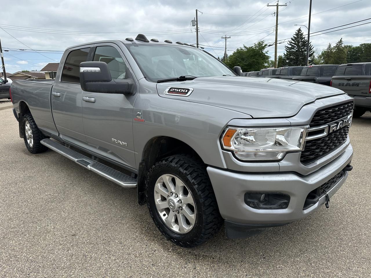 2023 Ram 2500 Big Horn | Long Box | Bench Seat | 8.4 Screen | Trailer Brake | Heated Seat & Wheel Redwater AB