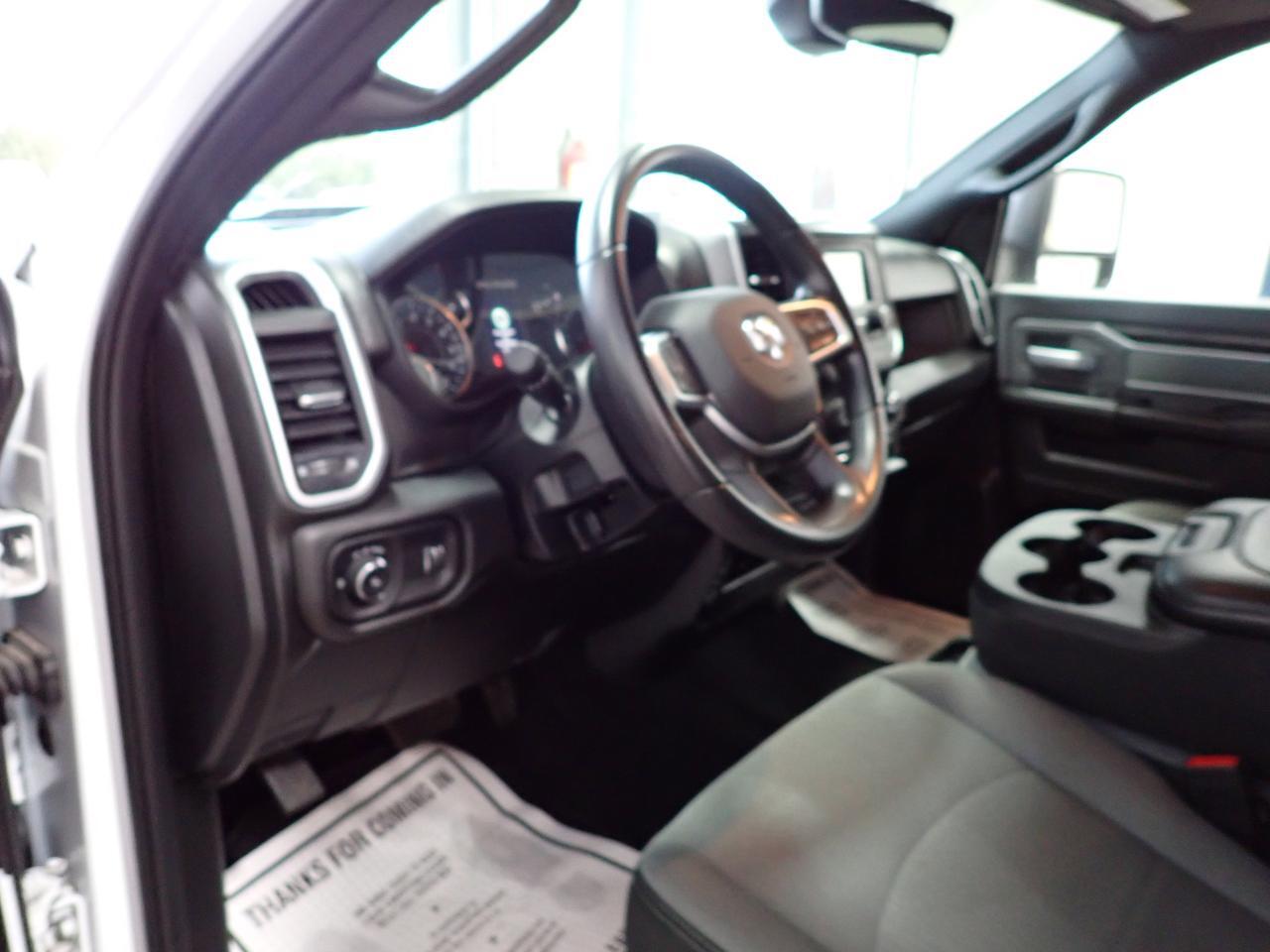 2023 Ram 2500 Big Horn 4WD CREW CAB 8'BOX Listowel ON