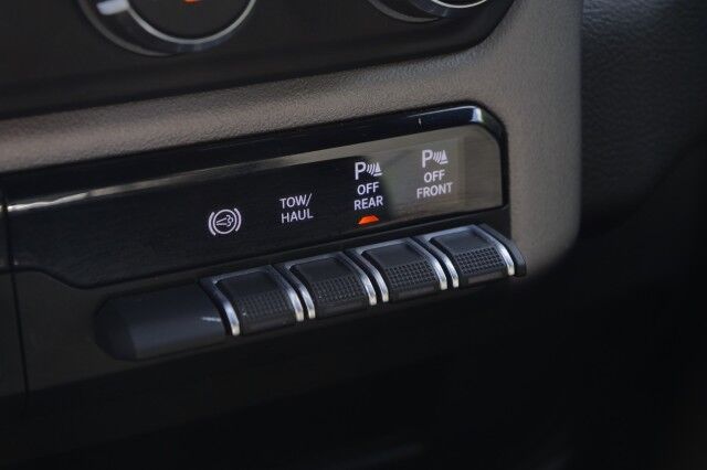 2023 Ram 2500 Big Horn 4X4 / Level 1 Equipment / Turbo Diesel! High Point NC