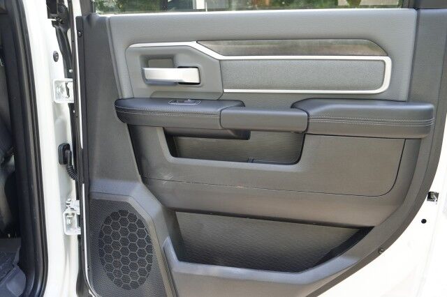 2023 Ram 2500 Big Horn 4X4 / Level 1 Equipment / Turbo Diesel! High Point NC