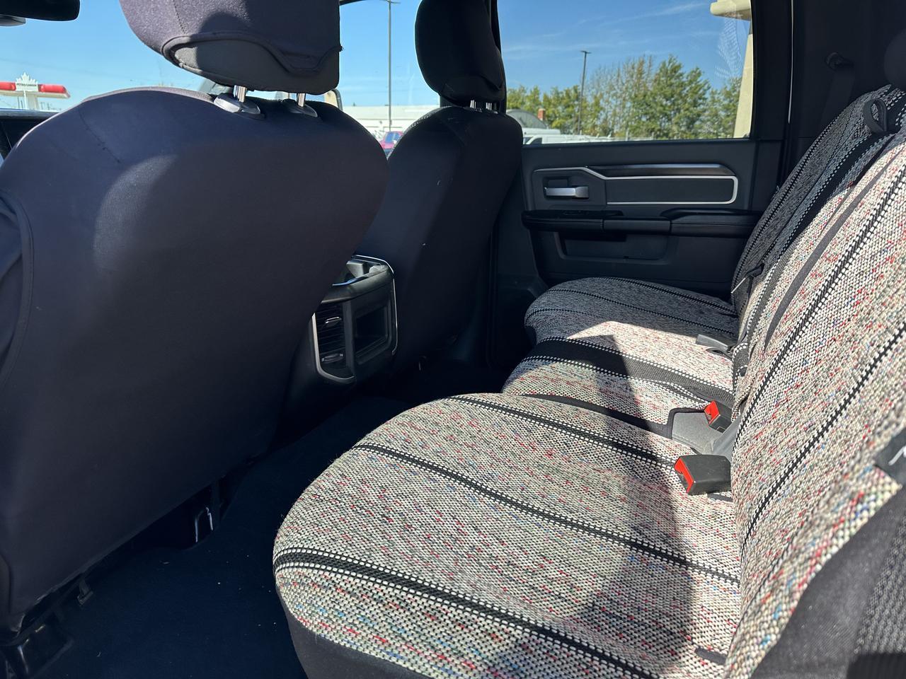 2023 Ram 2500 Big Horn Crew Cab 4x4 | Cummins Diesel | Premium Cloth Heated Seats | Remote Start | NAV | Side Step Redwater AB