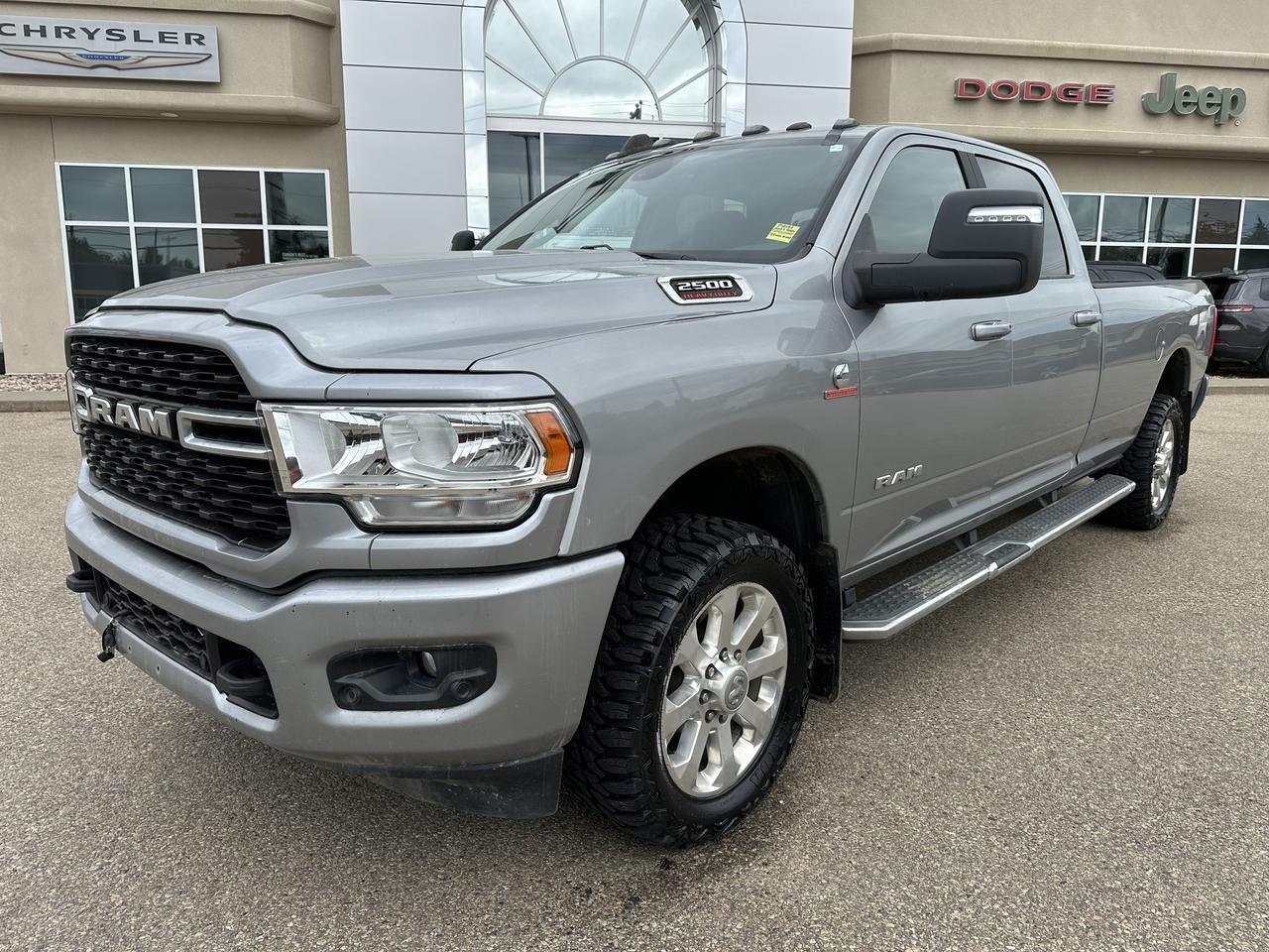 2023 Ram 2500 Big Horn Crew Cab 4x4 | Long Box | Bench Seat | Trailer Brake | Heated Seats Wheel Redwater AB