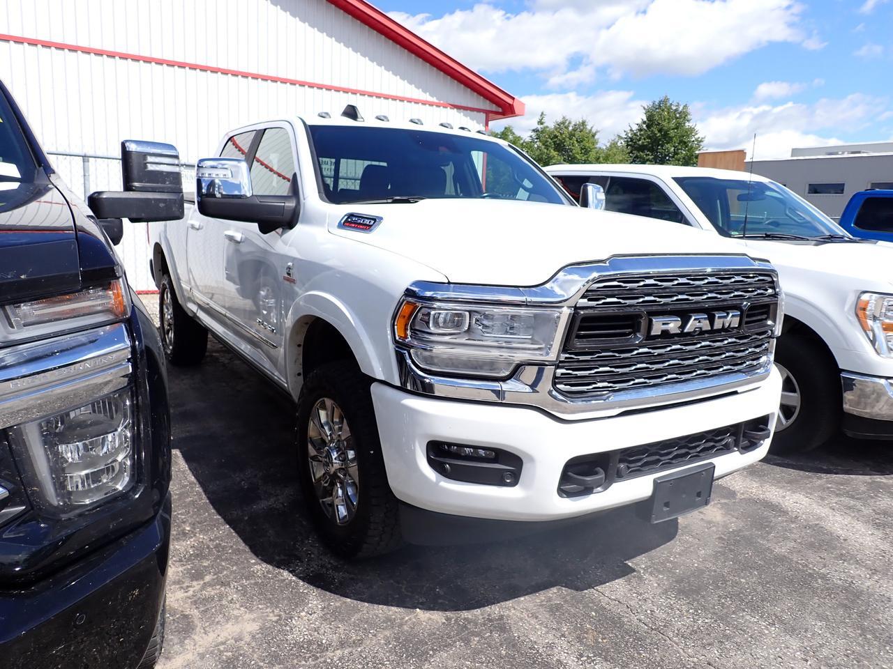 2023 Ram 2500 Limited 4X4 CREW CAB 6'4" BOX *DIESEL*