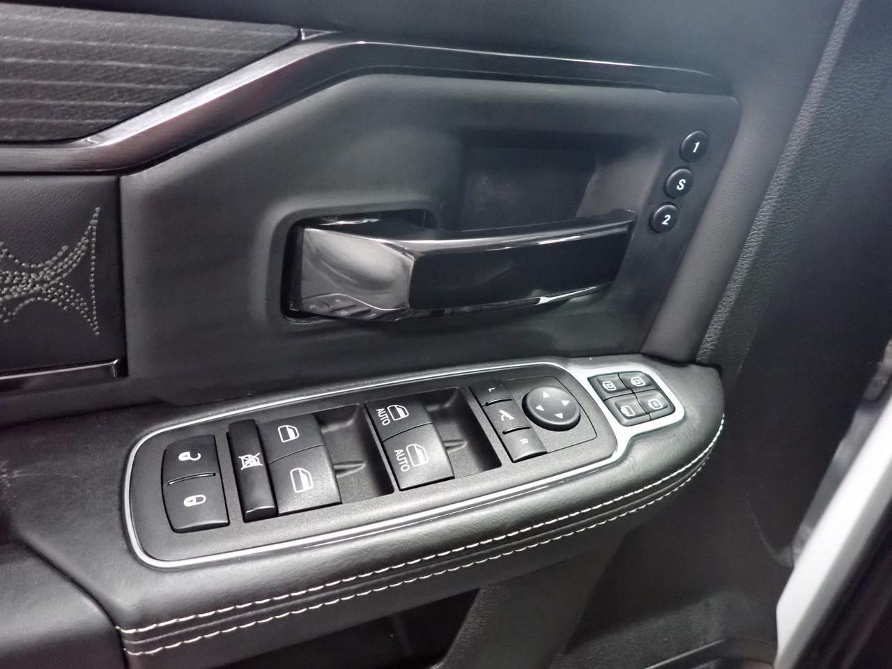 2023 Ram 2500 Limited 4X4 CREW CAB LEATHER NAVI 6'4" BOX *DIESEL* Listowel ON