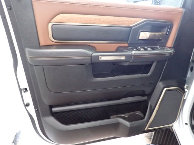 2023 Ram 2500 Limited Longhorn LEATHER NAVI *DIESEL* 4WD CREW CAB 6&apos;5 &quot; BOX Listowel ON