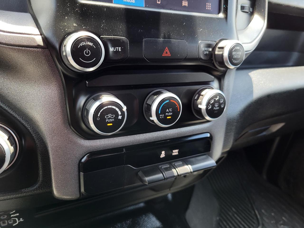2023 Ram 2500 Tradesman 4x4 Crew Cab 8&apos; Box Beeville TX