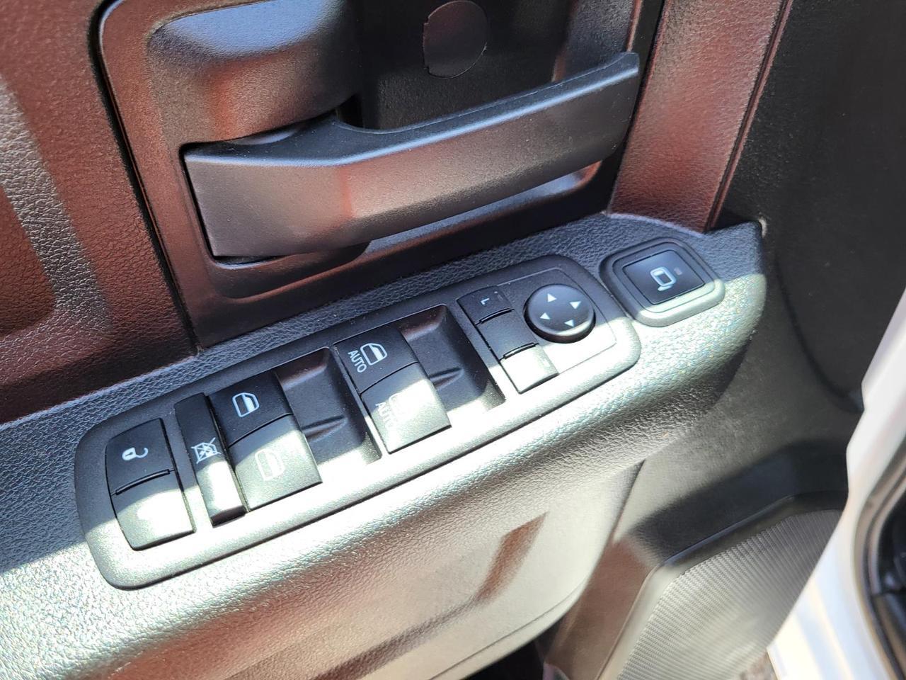 2023 Ram 2500 Tradesman 4x4 Crew Cab 8&apos; Box Beeville TX