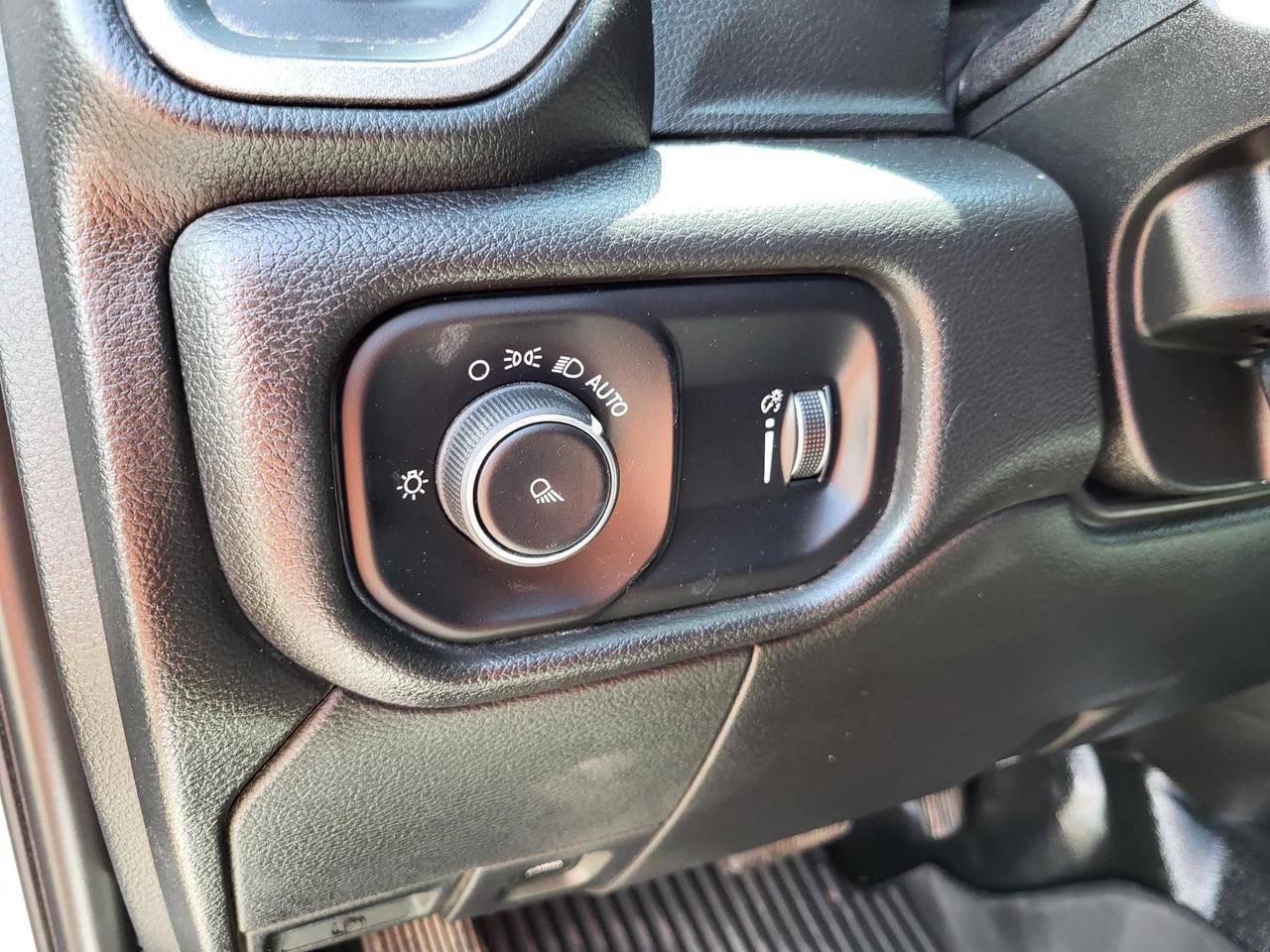2023 Ram 2500 Tradesman 4x4 Crew Cab 8&apos; Box Beeville TX
