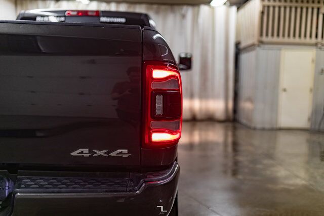 2023 Ram 3500 4x4 Crew Cab Big Horn Sport Diesel AISIN Nav Roof BCam Red Deer AB