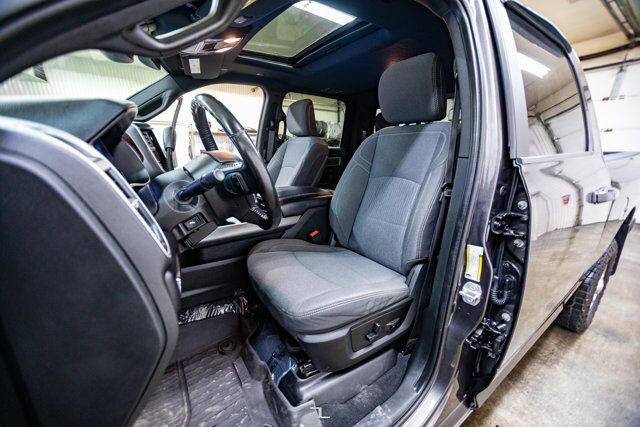 2023 Ram 3500 4x4 Crew Cab Big Horn Sport Diesel AISIN Nav Roof BCam Red Deer AB