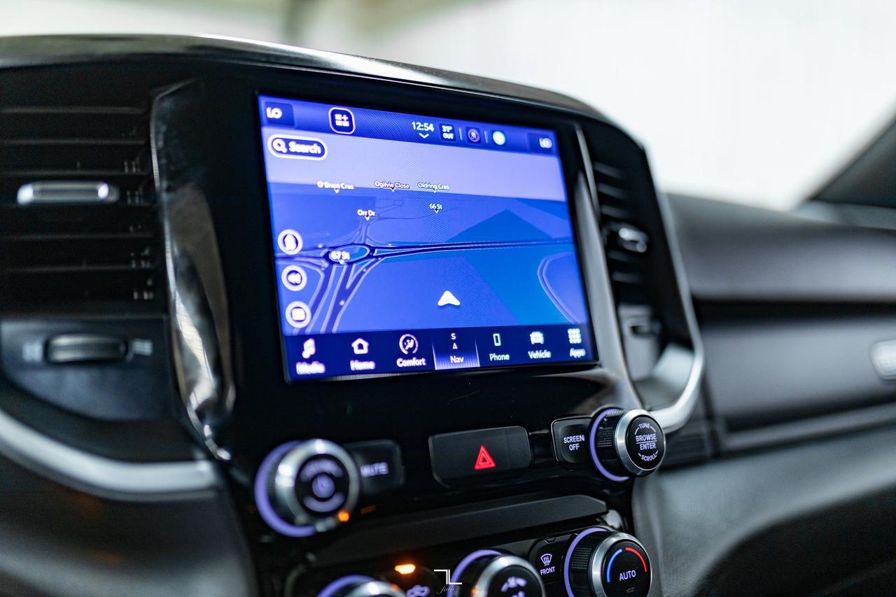 2023 Ram 3500 4x4 Crew Cab Big Horn Sport Longbox HEMI Nav Red Deer AB