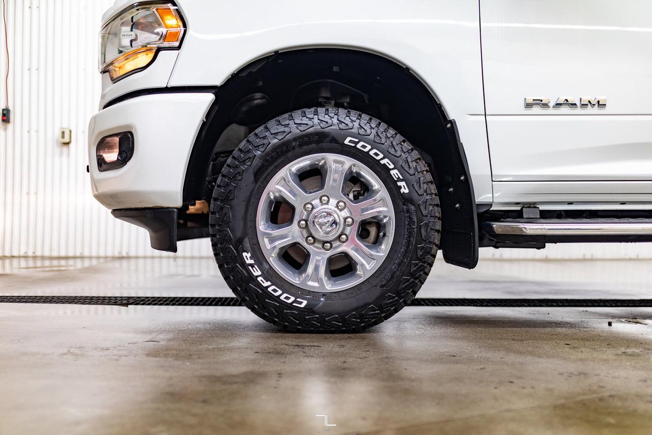 2023 Ram 3500 4x4 Crew Cab Big Horn Sport Longbox HEMI Nav Red Deer AB