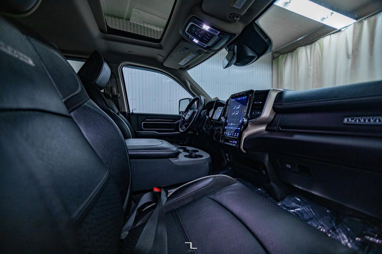 2023 Ram 3500 4x4 Crew Cab Laramie Diesel AISIN  Leather Roof Nav BCam Red Deer AB