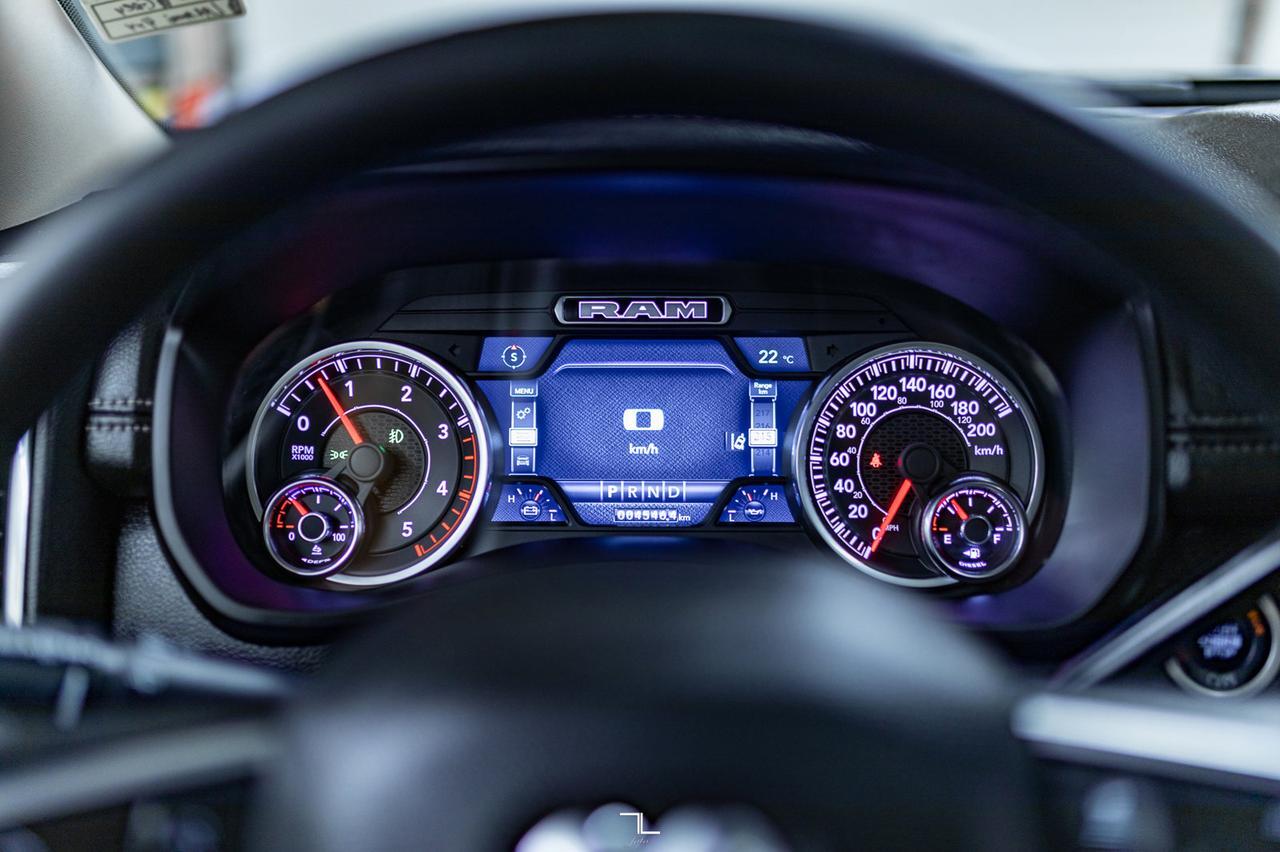 2023 Ram 3500 4x4 Crew Cab Laramie Diesel AISIN  Leather Roof Nav BCam Red Deer AB